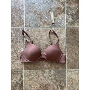 Skims Fits Everybody T-shirt Demi Bra Jasper Size 34A